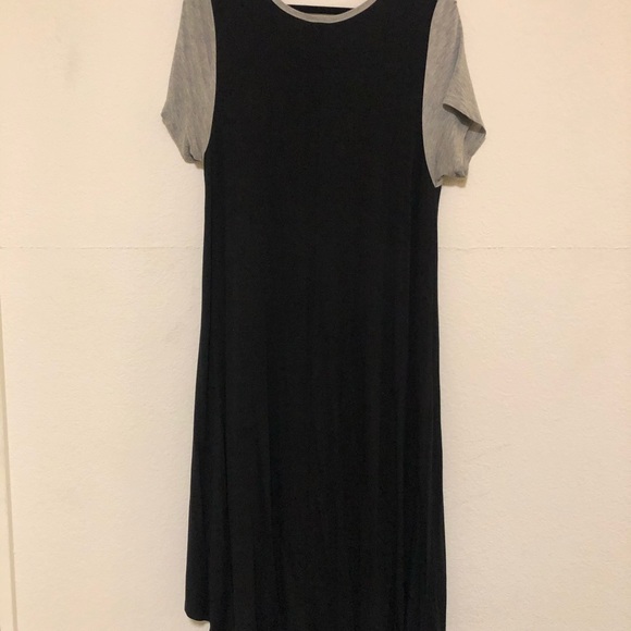 Lularoe Carly Dress - Picture 4 of 5